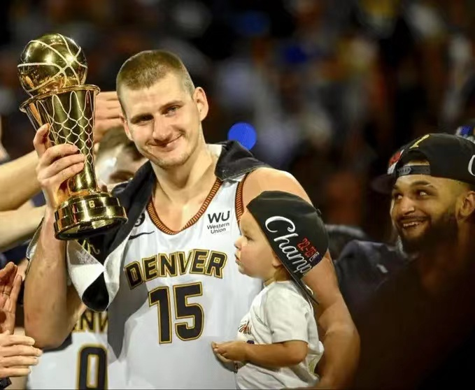 丹佛掘金赛前强势反弹，志在德国杯名次提升，管理层满意，更衣室氛围转暖的简单介绍