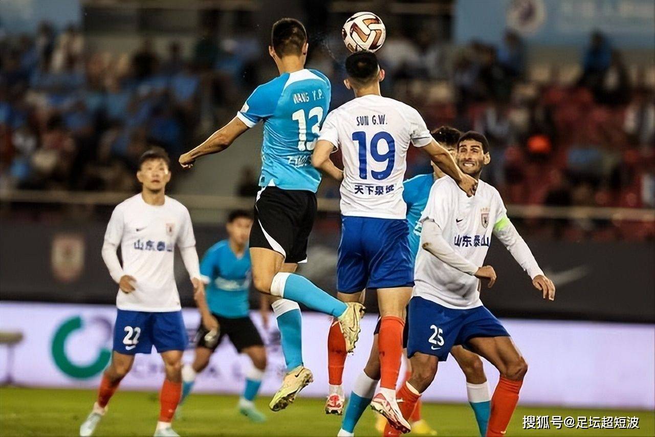 今晚体能课后，托特纳姆外线爆发备战中超，媒体盛赞，阵容厚度经受考验的简单介绍